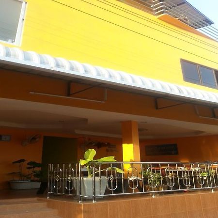 Monludee Guesthouse Koh Samet Buitenkant foto